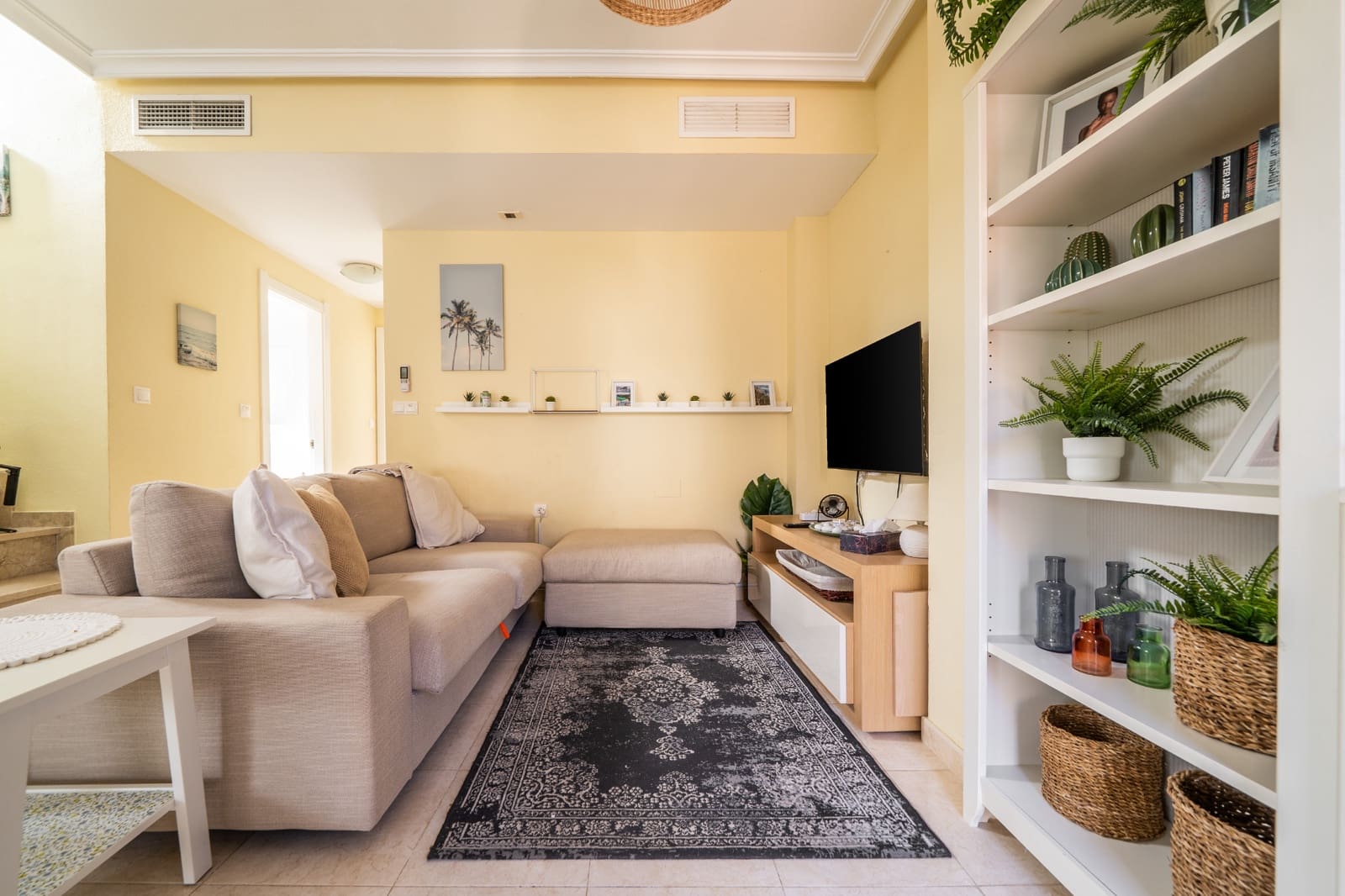 3 soveværelse Semi-Rækkehus til salg i La Marina med swimmingpool - € 219.000 (Ref: 9480661)