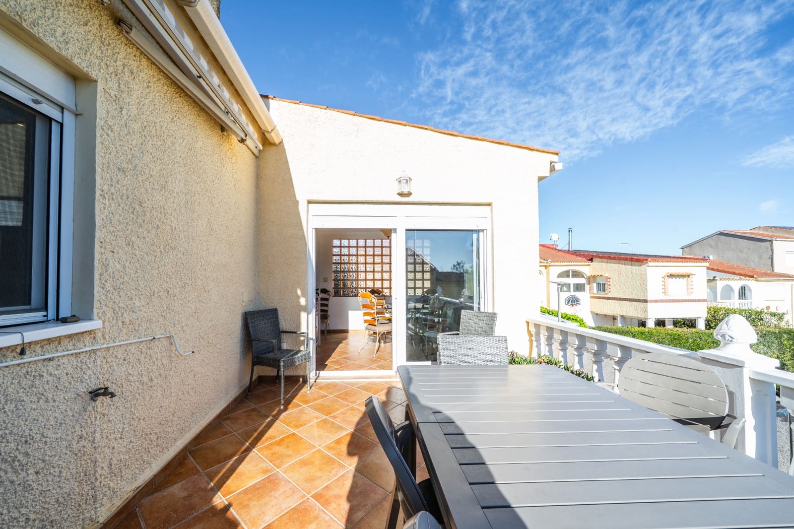 3 bedroom Villa for sale in La Marina with pool - € 265,000 (Ref: 9495562)