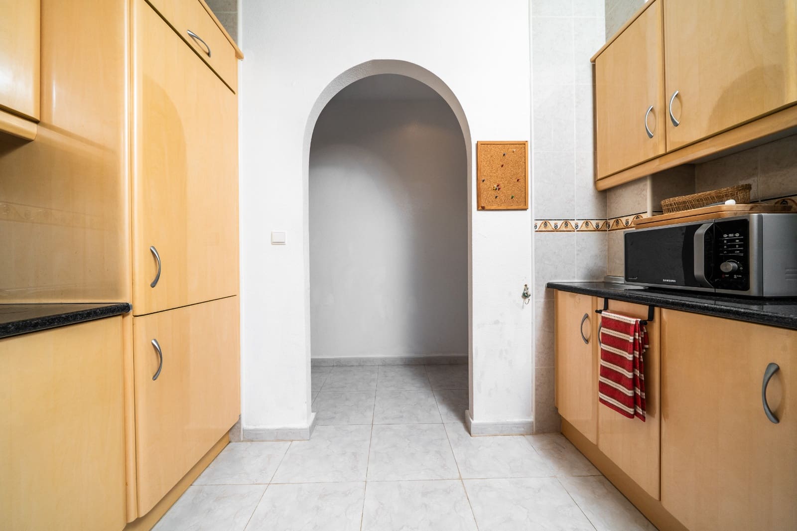 5 bedroom Villa for sale in La Marina with pool - € 350,000 (Ref: 9511181)