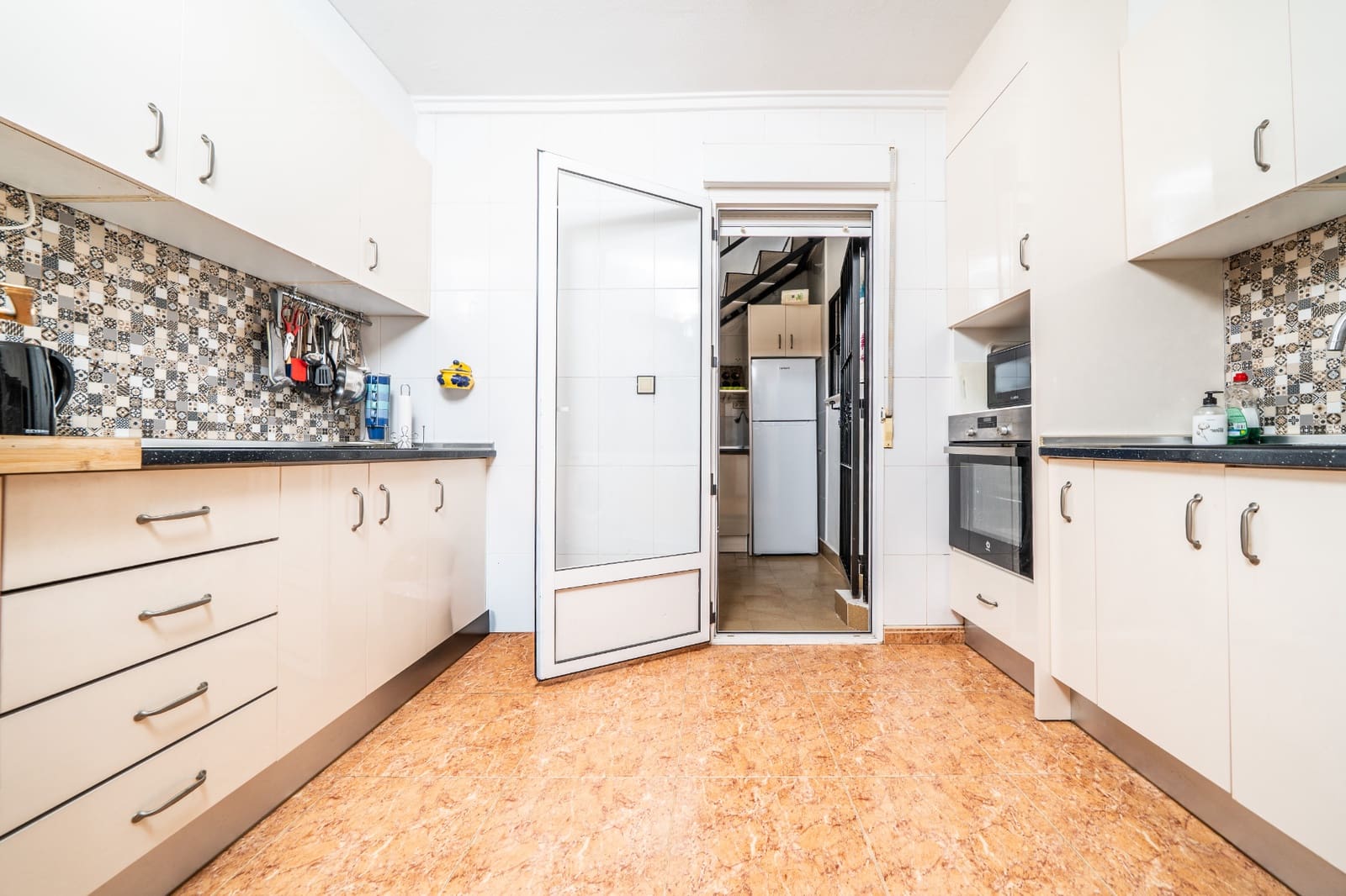 3 bedroom Townhouse for sale in La Marina with pool - € 179,000 (Ref: 9521825)