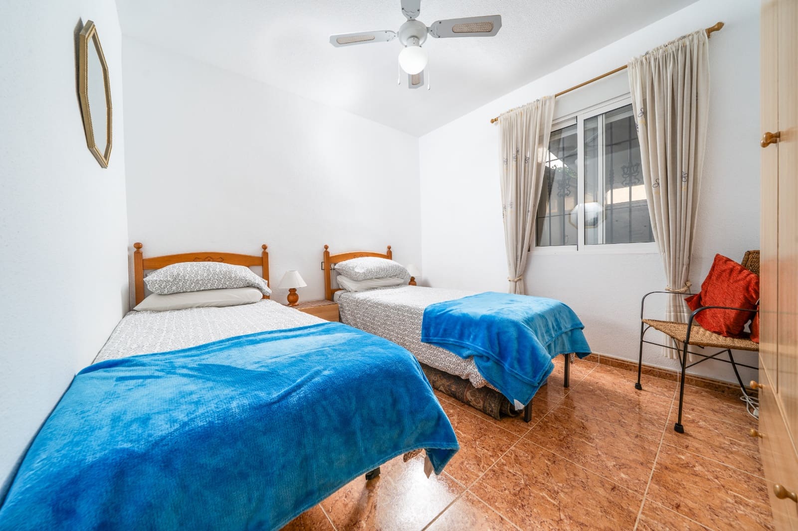 3 bedroom Townhouse for sale in La Marina with pool - € 179,000 (Ref: 9521825)