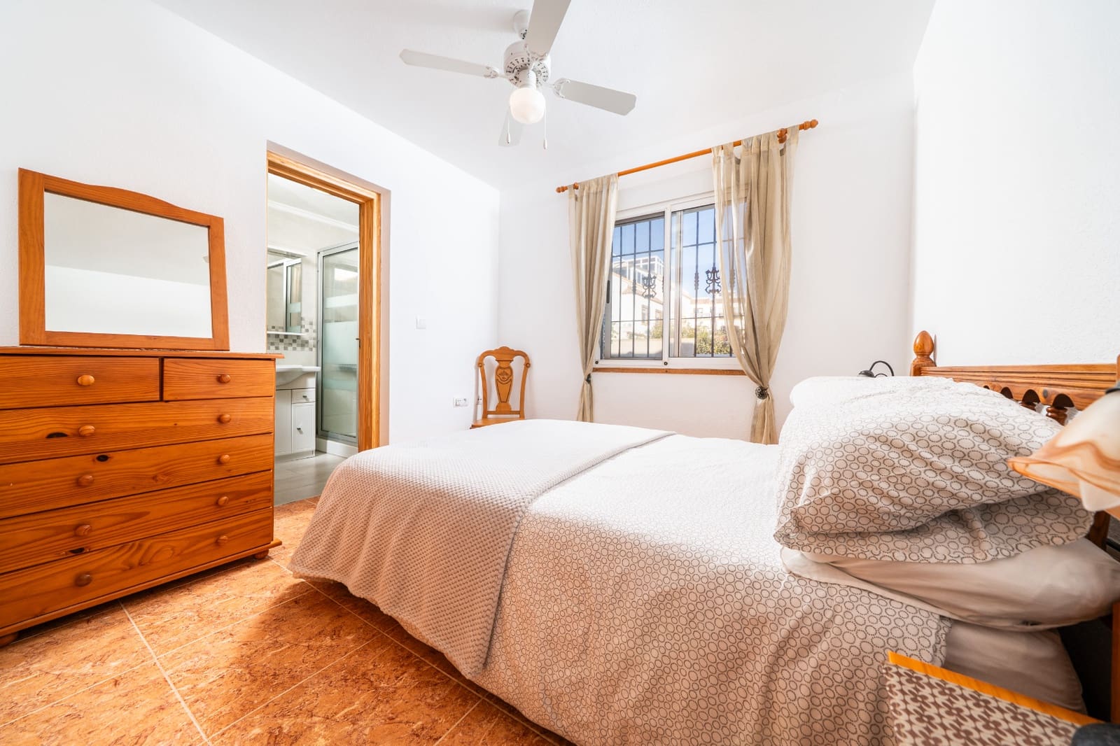 3 bedroom Townhouse for sale in La Marina with pool - € 179,000 (Ref: 9521825)