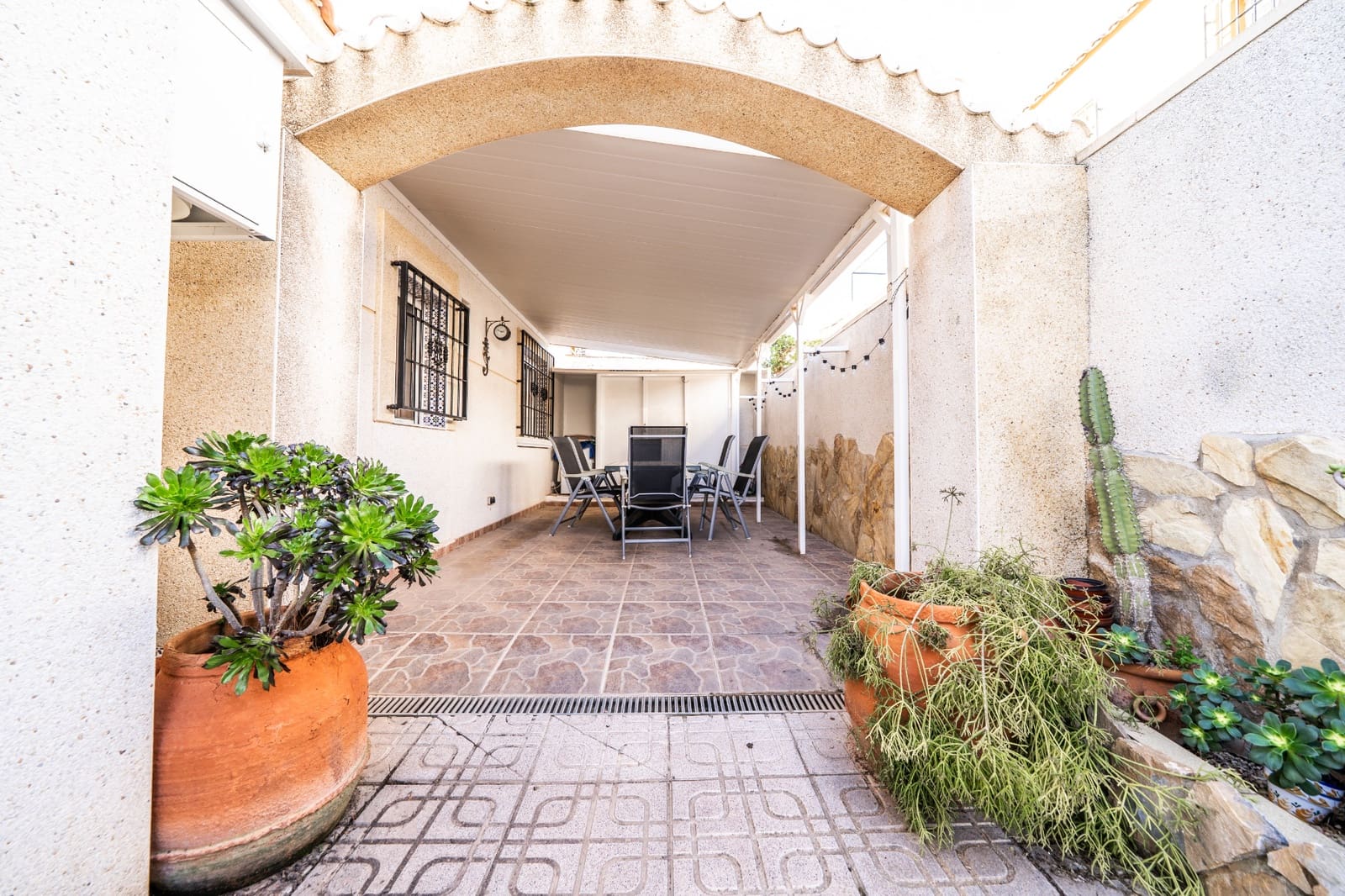 3 bedroom Townhouse for sale in La Marina with pool - € 179,000 (Ref: 9521825)