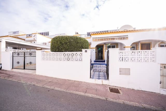 2 bedroom Semi-detached Villa for sale in La Marina, Elche / Elx with pool - € 179,000 (Ref: 9523367)