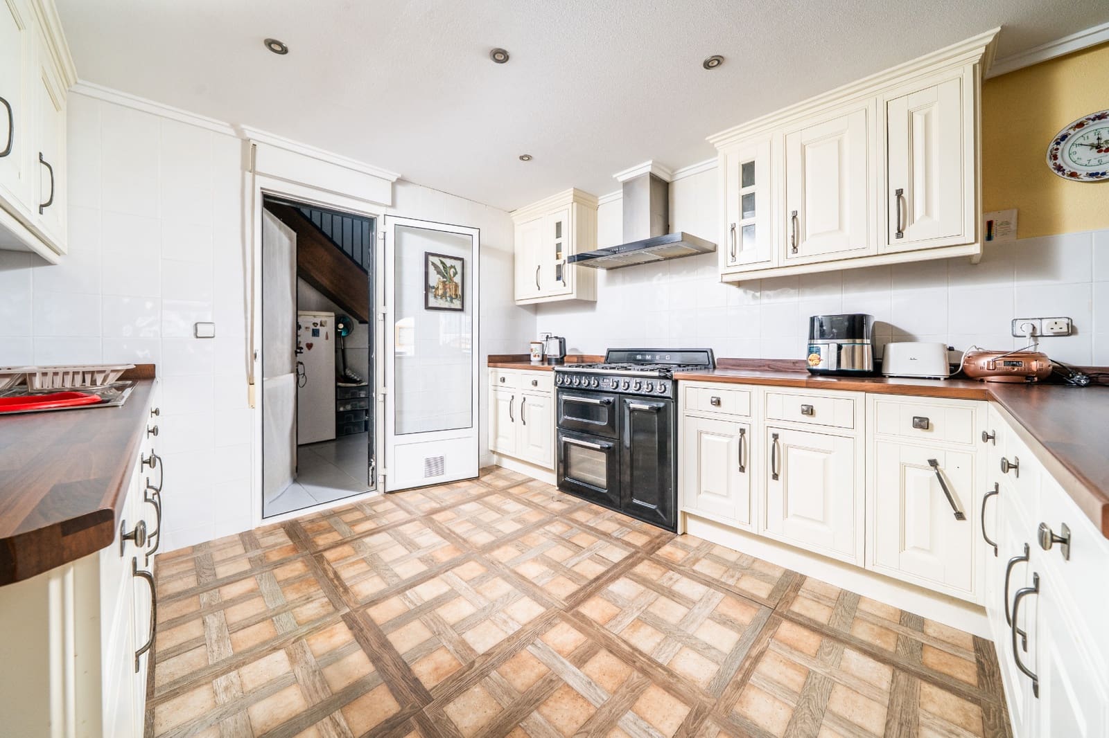 2 bedroom Semi-detached Villa for sale in La Marina with pool - € 179,000 (Ref: 9523367)