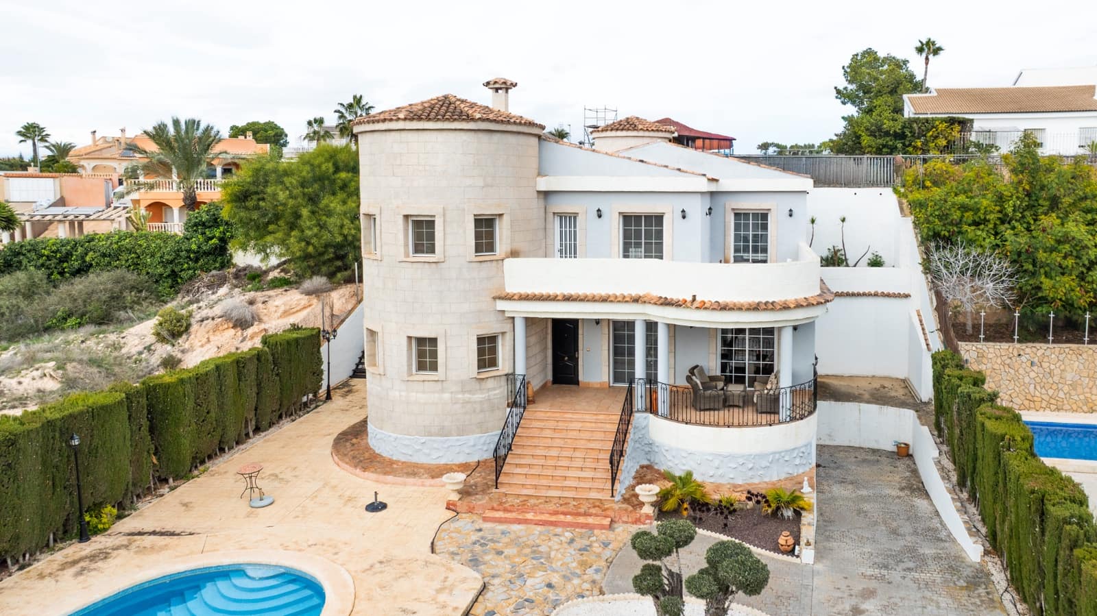 4 soveværelse Villa til salg i La Marina med swimmingpool - € 425.000 (Ref: 9525627)