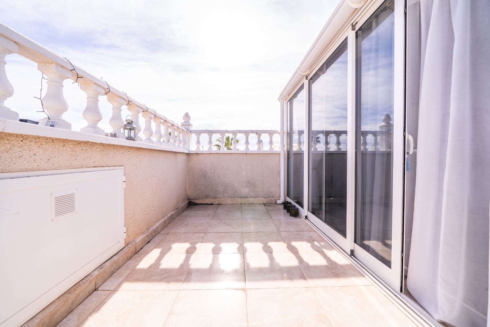 3 makuuhuone Huvila myytävänä paikassa La Marina mukana uima-altaan - 199 950 € (Ref: 9559493)