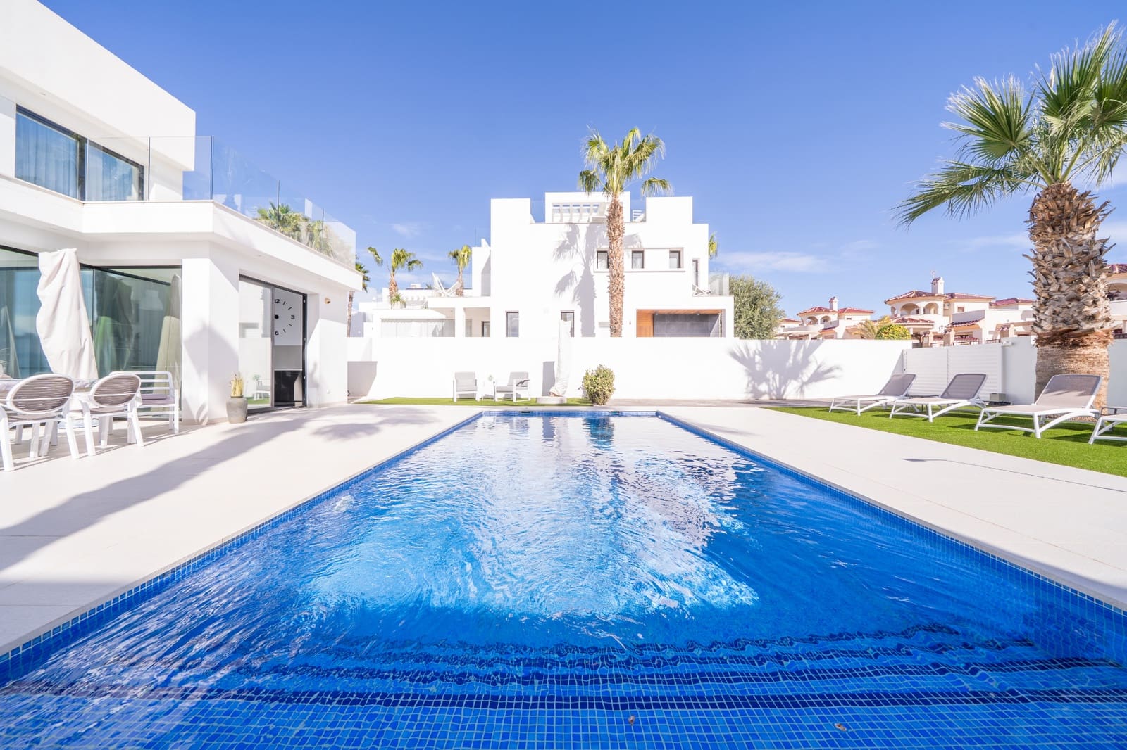 3 quarto Moradia para venda em La Marina com piscina - 595 000 € (Ref: 9580284)