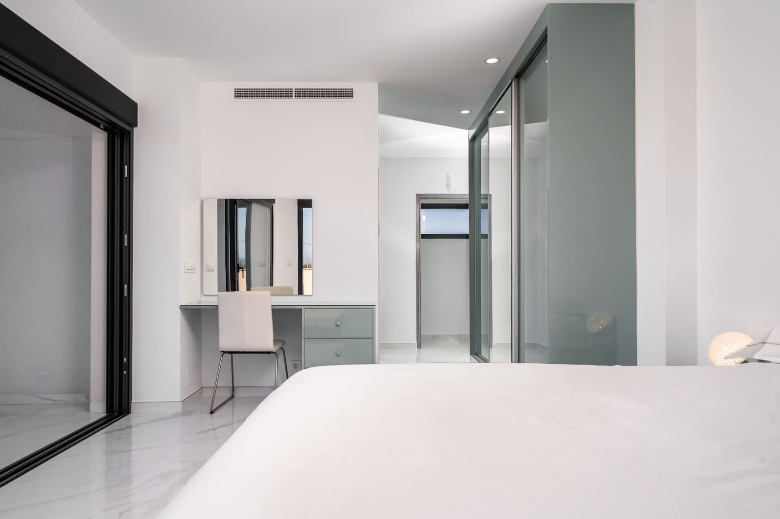 3 slaapkamer Villa te koop in La Marina met zwembad - € 725.000 (Ref: 9603467)