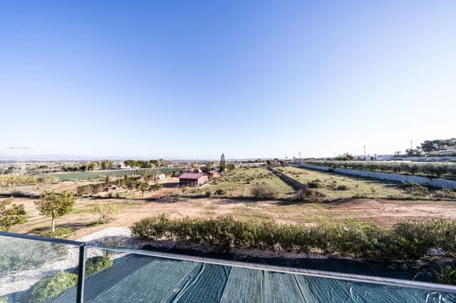 3 slaapkamer Villa te koop in La Marina, Elche / Elx met zwembad - € 725.000 (Ref: 9603467)