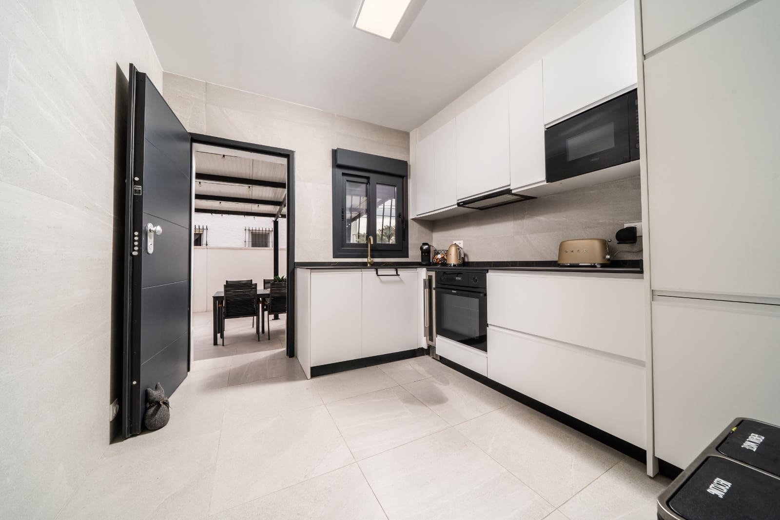 3 slaapkamer Villa te koop in La Marina met zwembad - € 499.950 (Ref: 9610208)