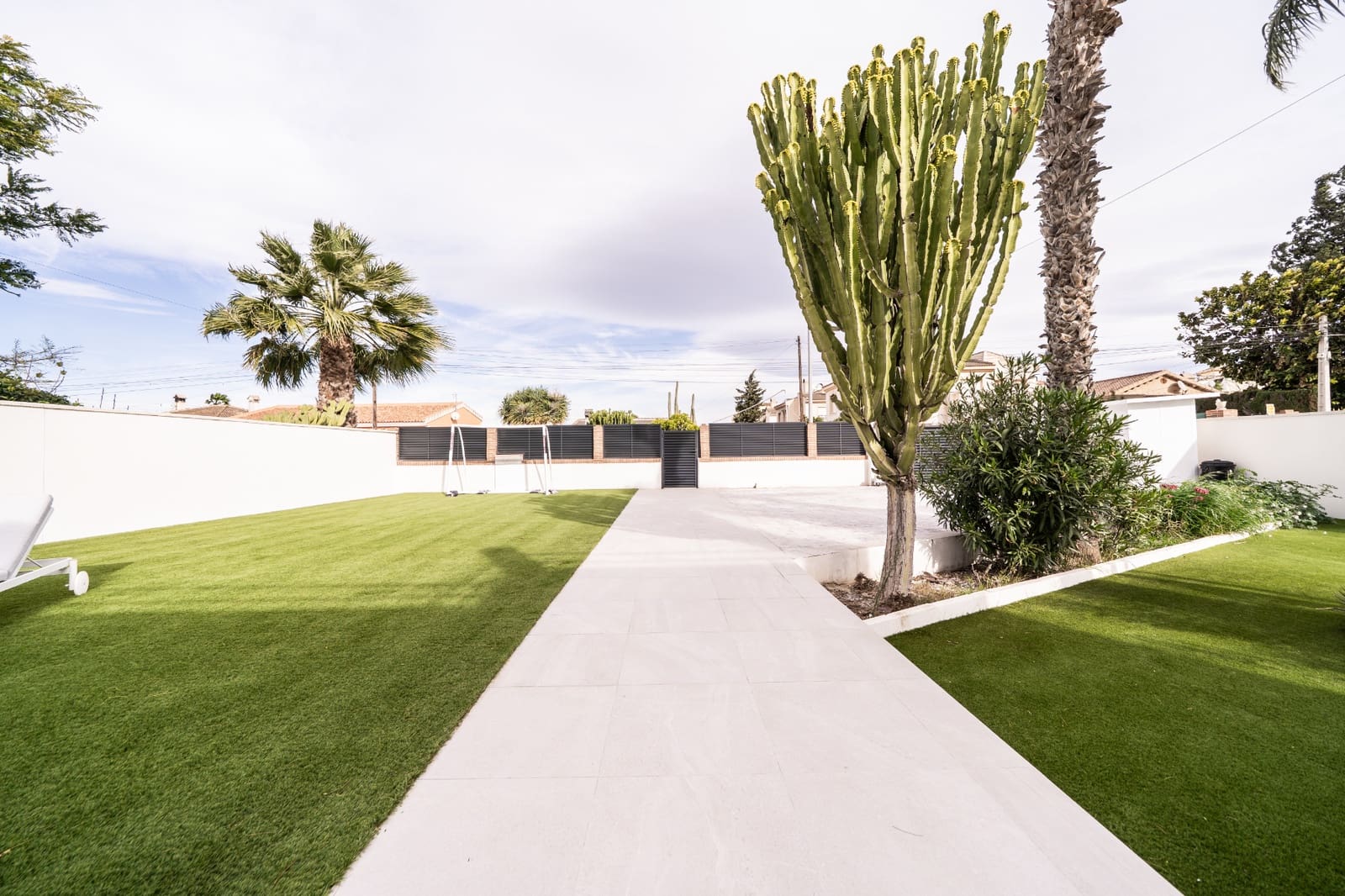 3 slaapkamer Villa te koop in La Marina met zwembad - € 499.950 (Ref: 9610208)