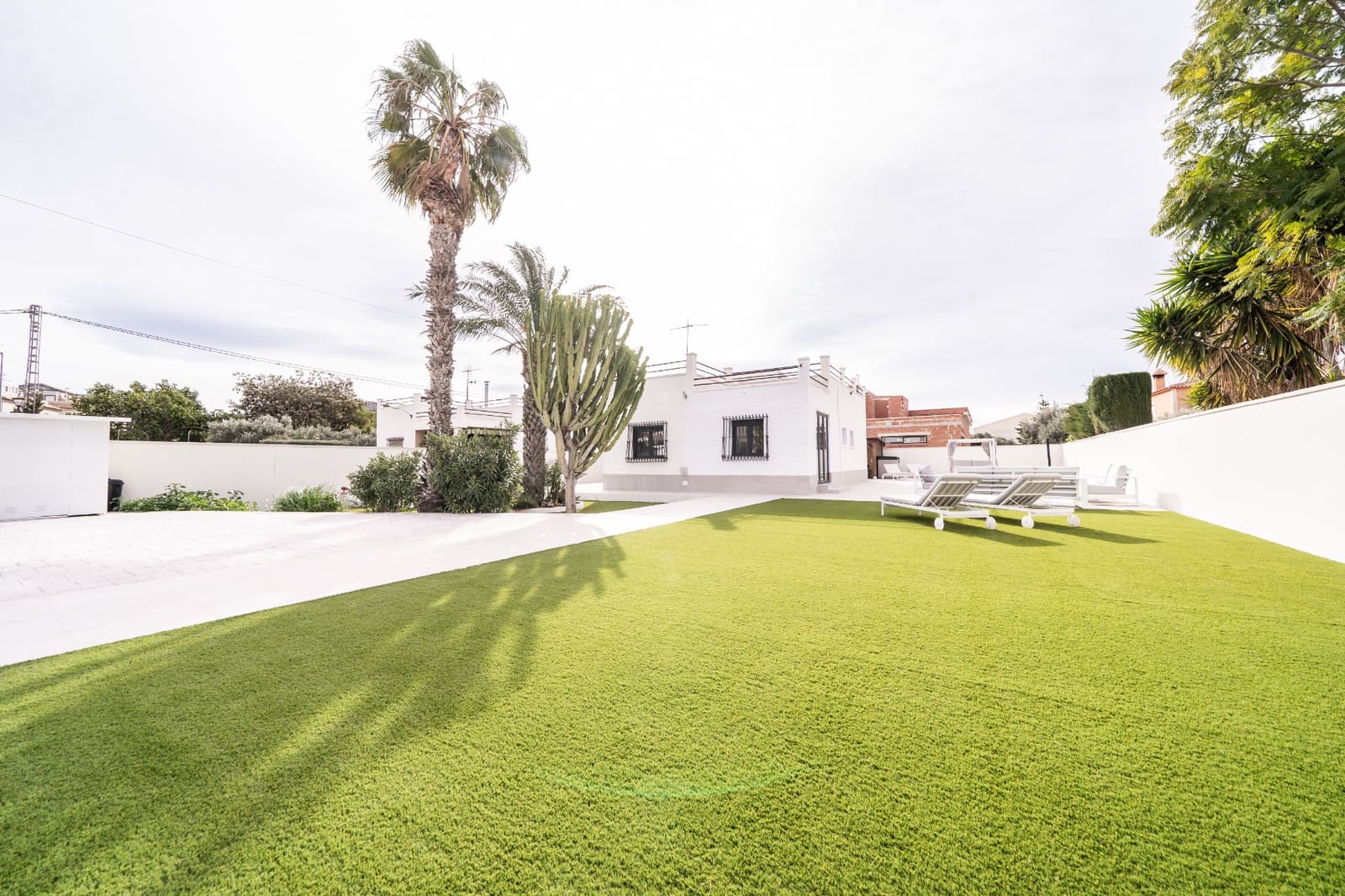 3 slaapkamer Villa te koop in La Marina met zwembad - € 499.950 (Ref: 9610208)