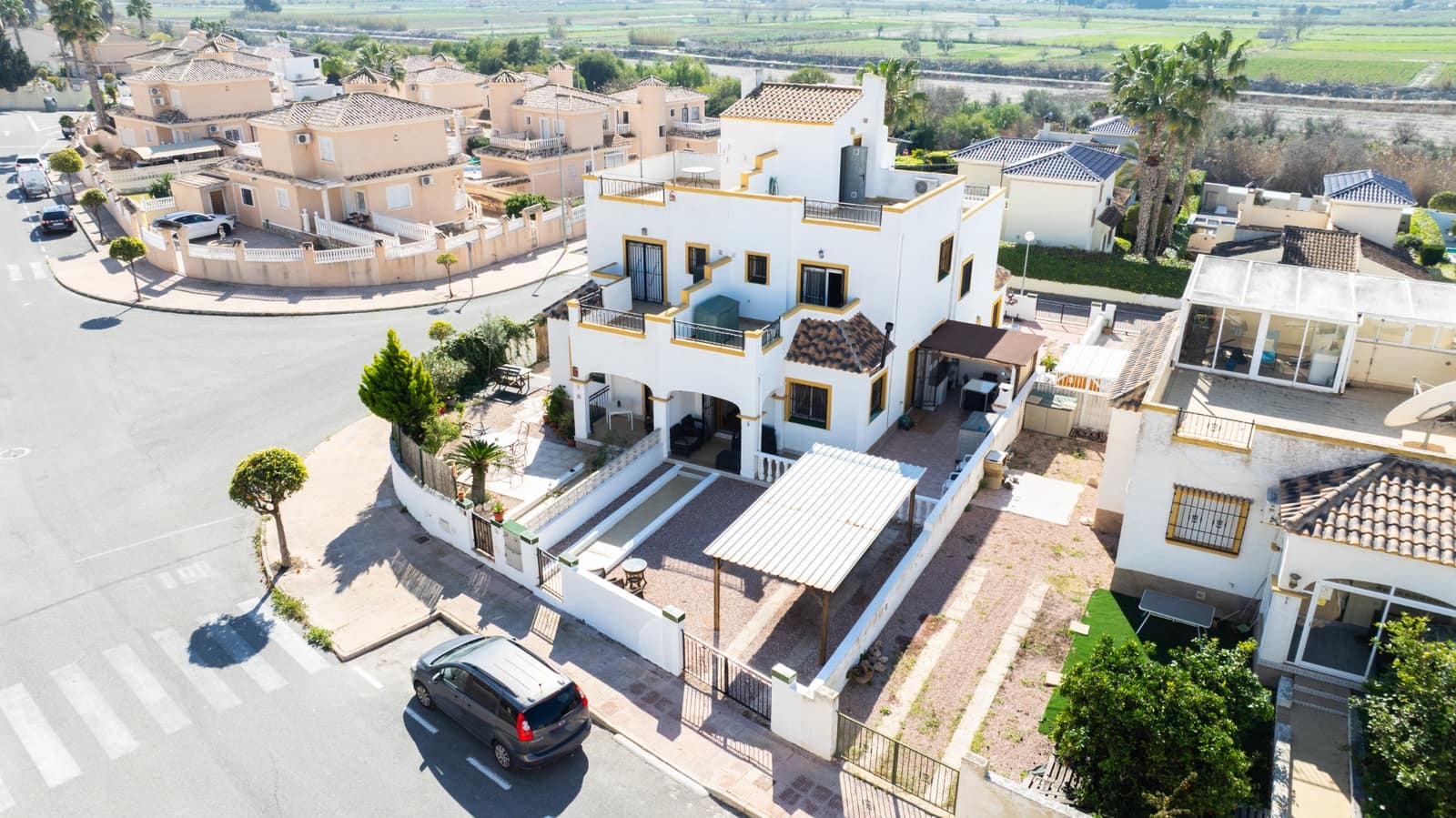 3 bedroom Terraced Villa for sale in La Marina with pool - € 199,950 (Ref: 9626564)