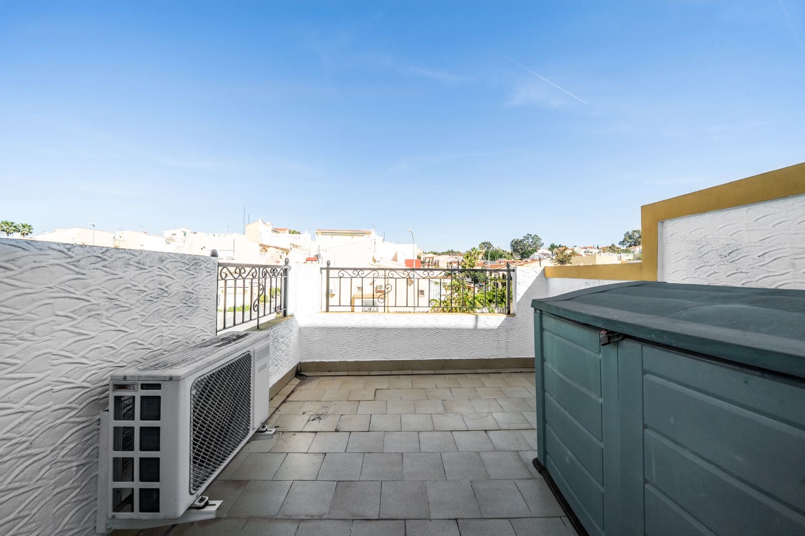 3 bedroom Terraced Villa for sale in La Marina with pool - € 199,950 (Ref: 9626564)