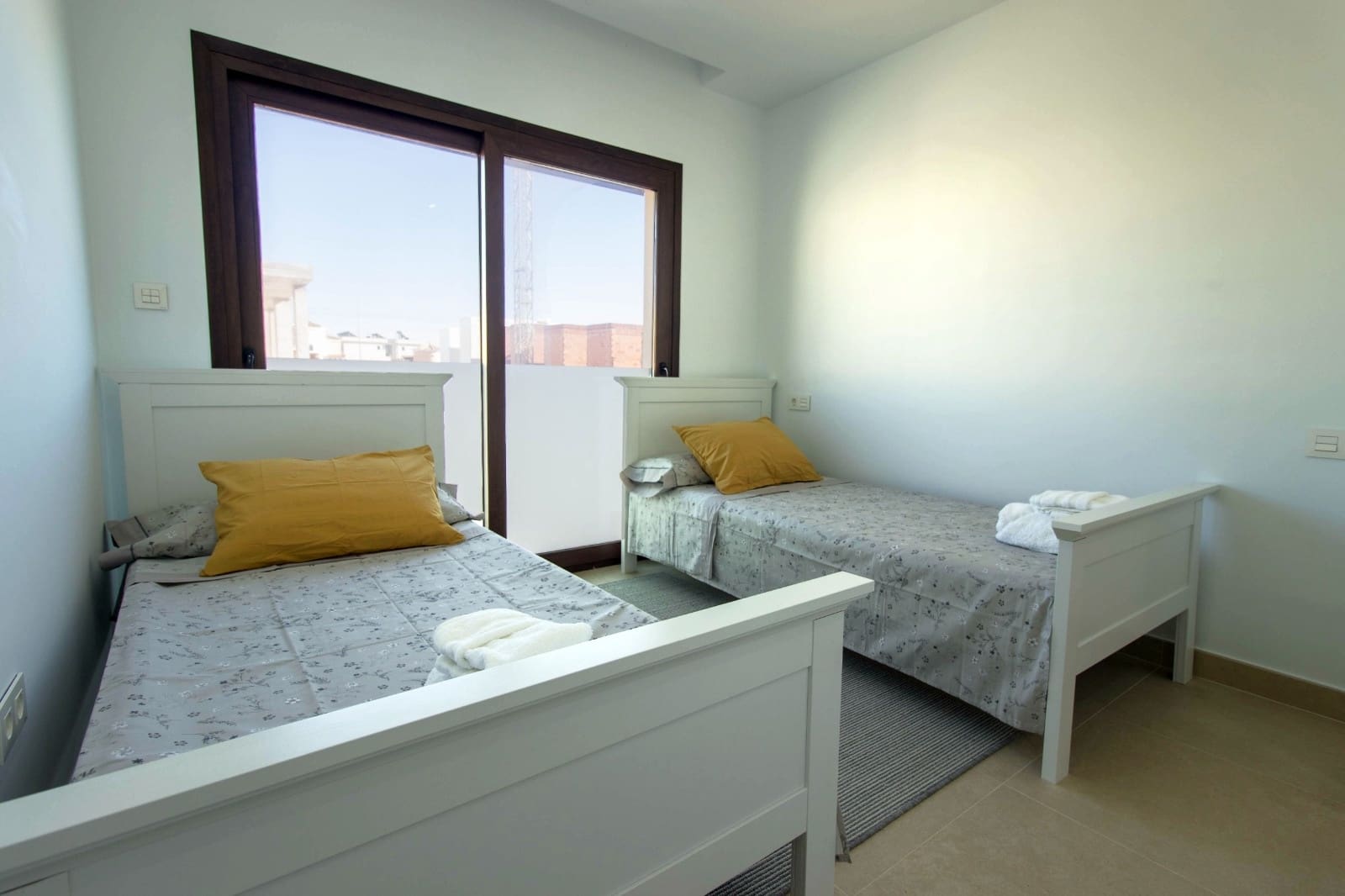 3 makuuhuone Huvila myytävänä paikassa La Marina mukana uima-altaan - 350 000 € (Ref: 9646222)