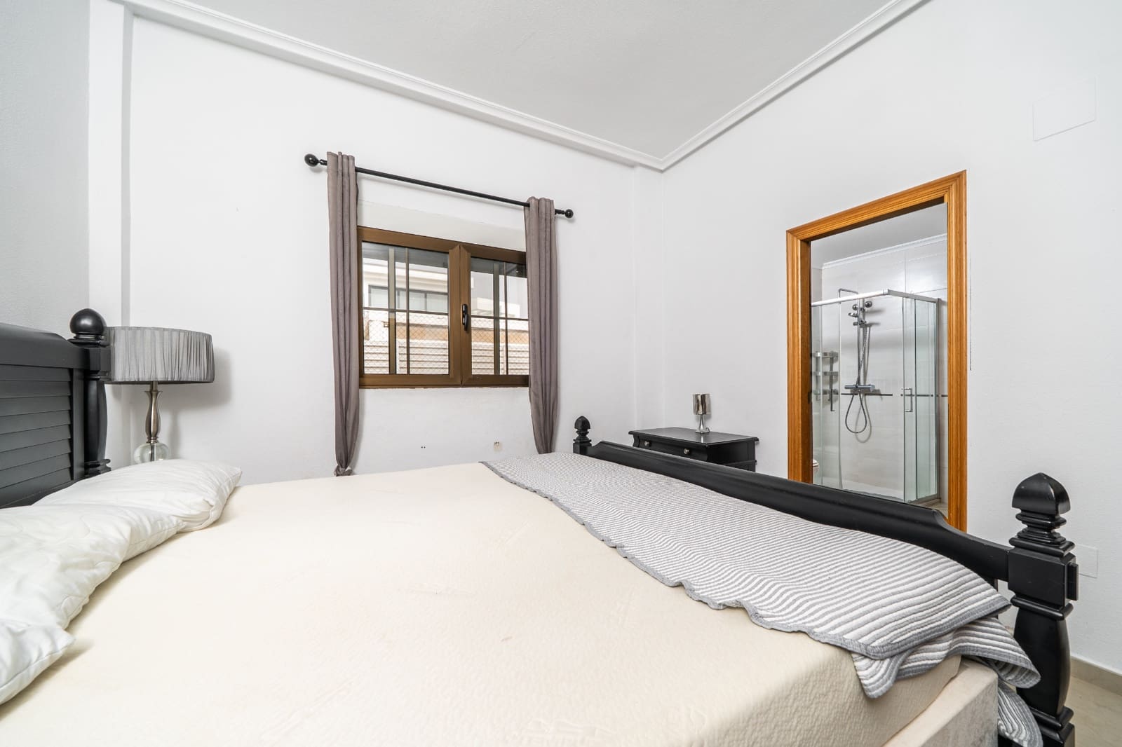 3 chambre Villa/Maison à vendre à La Marina avec piscine - 410 000 € (Ref: 9654202)