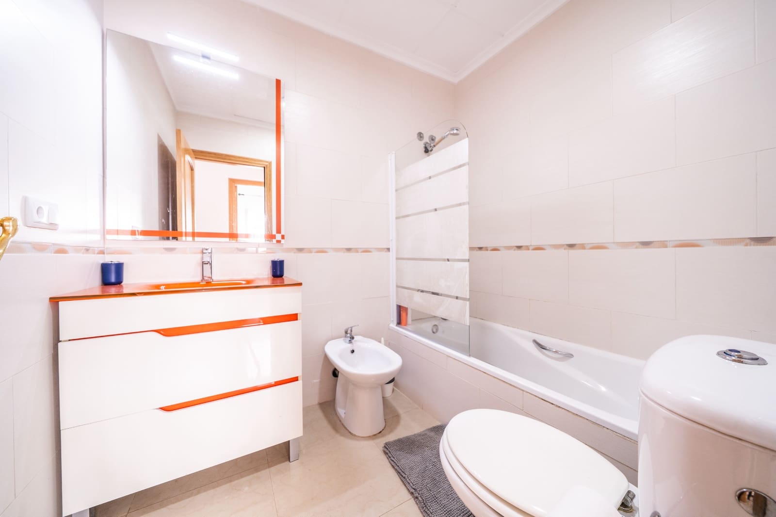 3 chambre Villa/Maison à vendre à La Marina avec piscine - 410 000 € (Ref: 9654202)