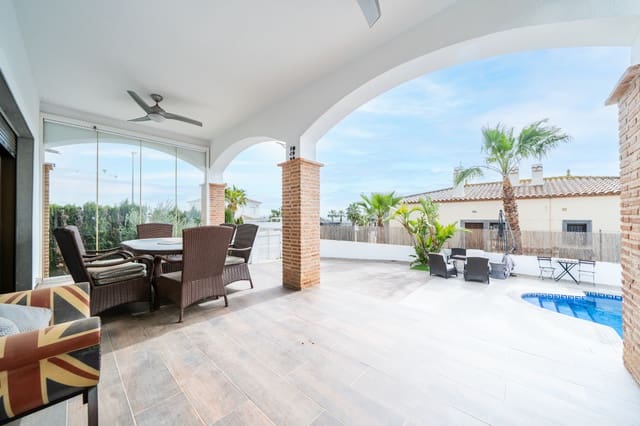 3 Zimmer Villa zu verkaufen in La Marina, Elche / Elx mit Pool - 410.000 € (Ref: 9654202)