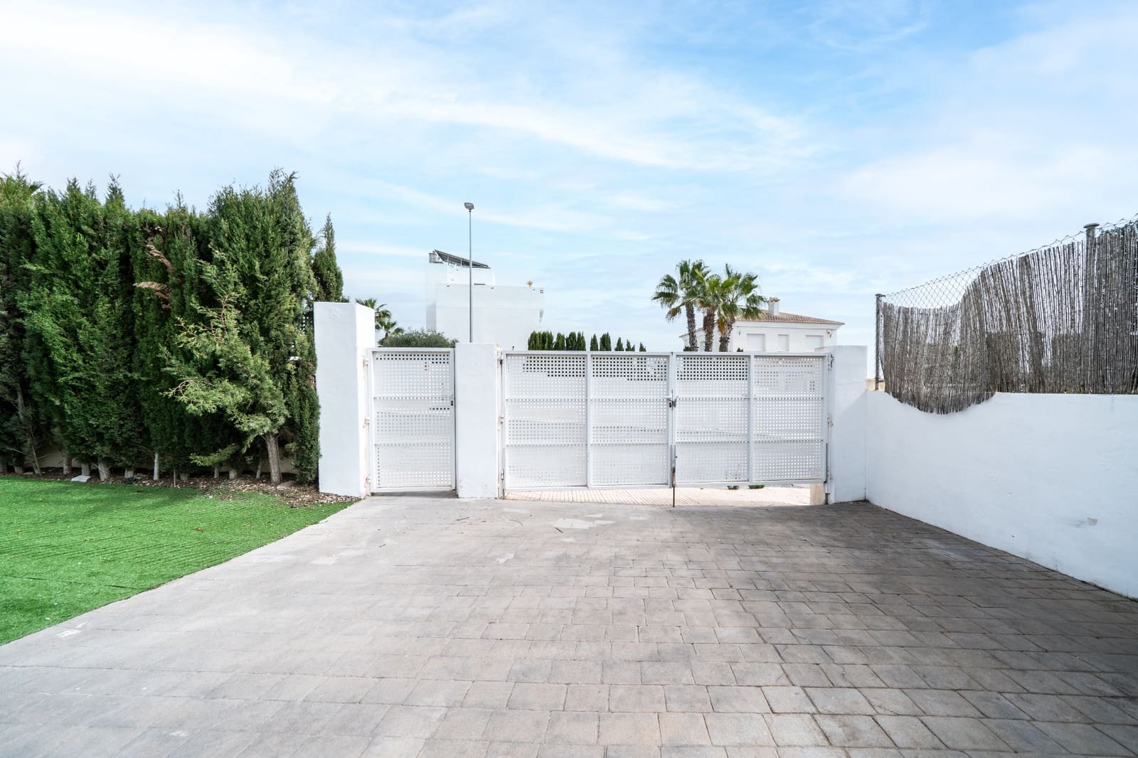 3 chambre Villa/Maison à vendre à La Marina avec piscine - 410 000 € (Ref: 9654202)