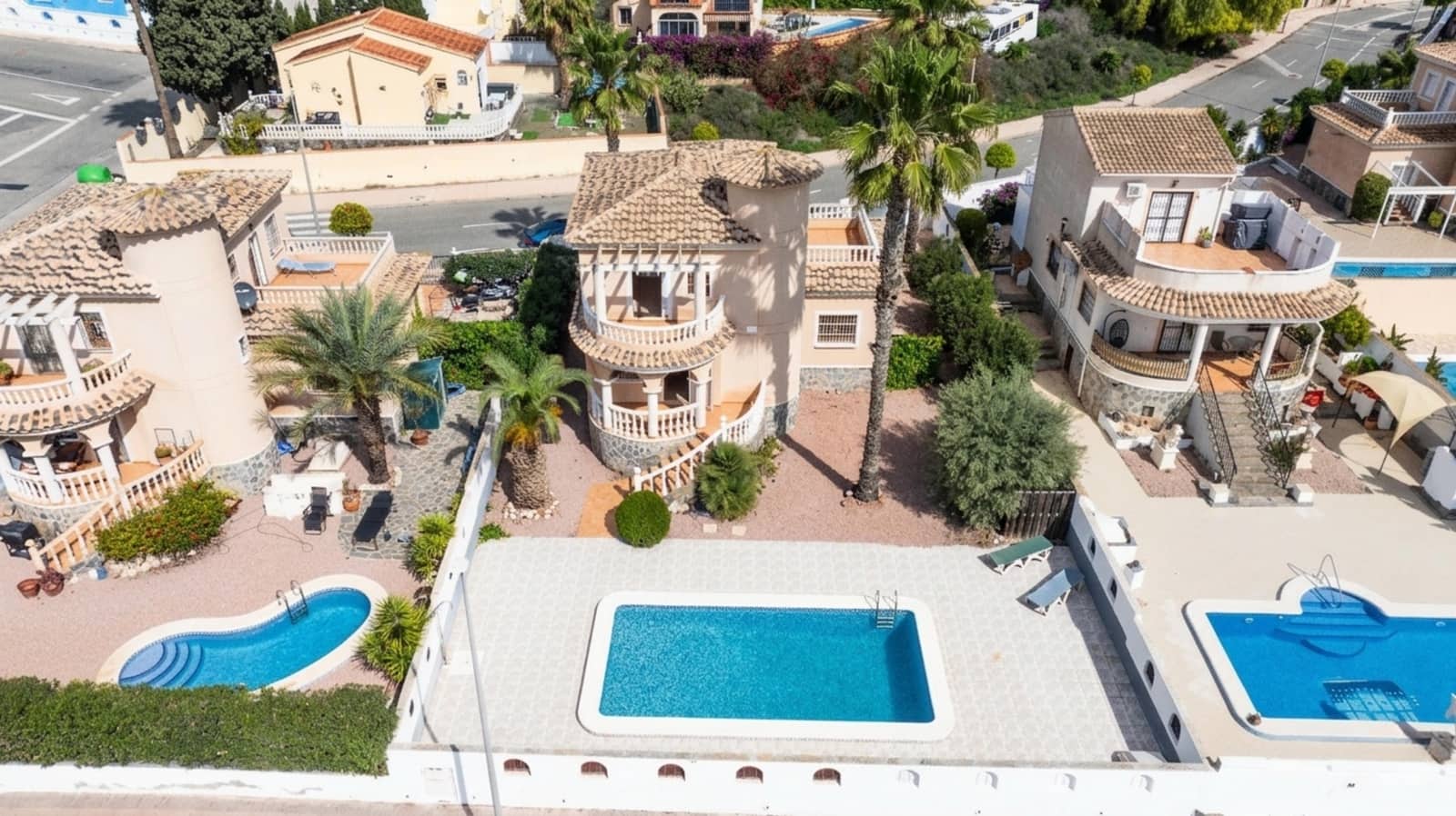 3 slaapkamer Villa te koop in La Marina met zwembad - € 310.000 (Ref: 9679216)
