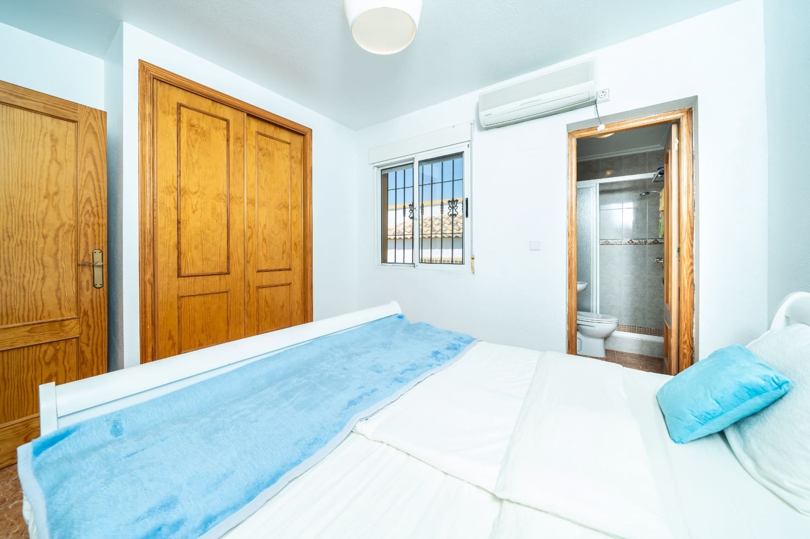 2 chambre Villa/Maison Semi-Mitoyenne à vendre à La Marina avec piscine - 195 000 € (Ref: 9720718)