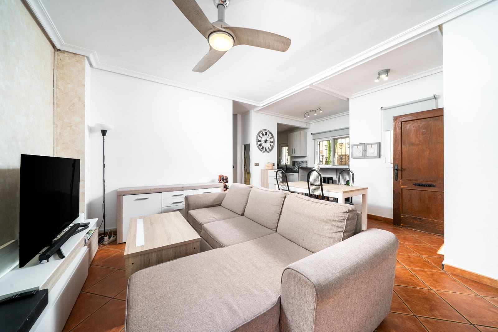 Adosado de 3 habitaciones en La Marina en venta con piscina - 199.950 € (Ref: 9733922)