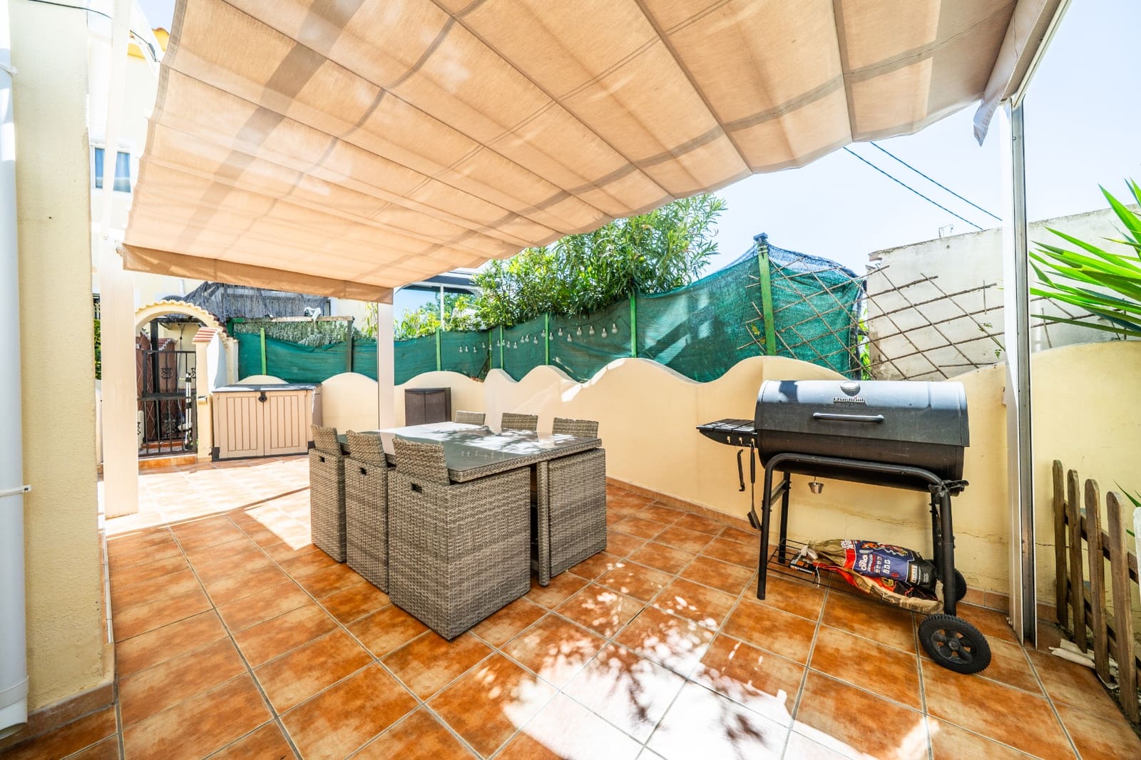 Adosado de 3 habitaciones en La Marina en venta con piscina - 199.950 € (Ref: 9733922)