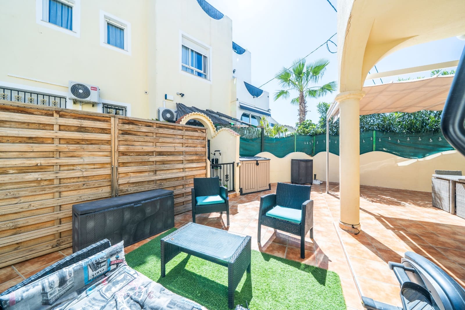 Adosado de 3 habitaciones en La Marina en venta con piscina - 199.950 € (Ref: 9733922)