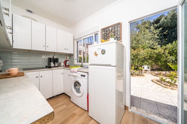 2 quarto Moradia para venda em La Marina, Elche / Elx com piscina - 179 000 € (Ref: 9739135)