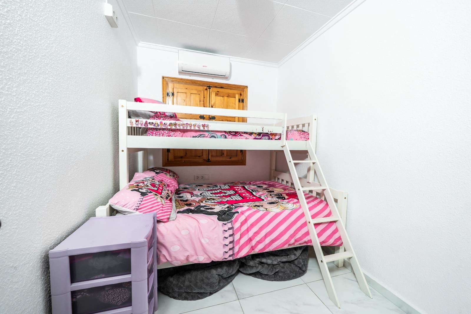 2 slaapkamer Rijtjeshuis te koop in La Marina met zwembad - € 129.500 (Ref: 9748226)