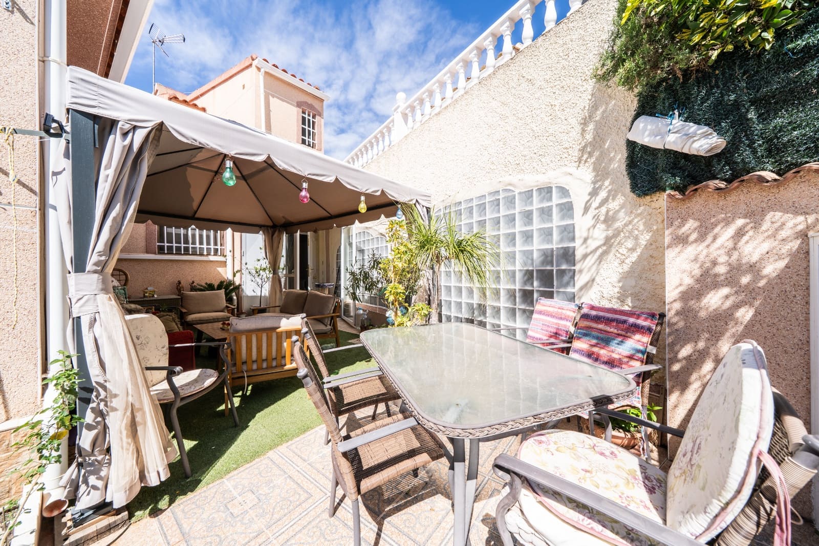 2 sovrum Villa till salu i La Marina med pool - 197 500 € (Ref: 9750918)