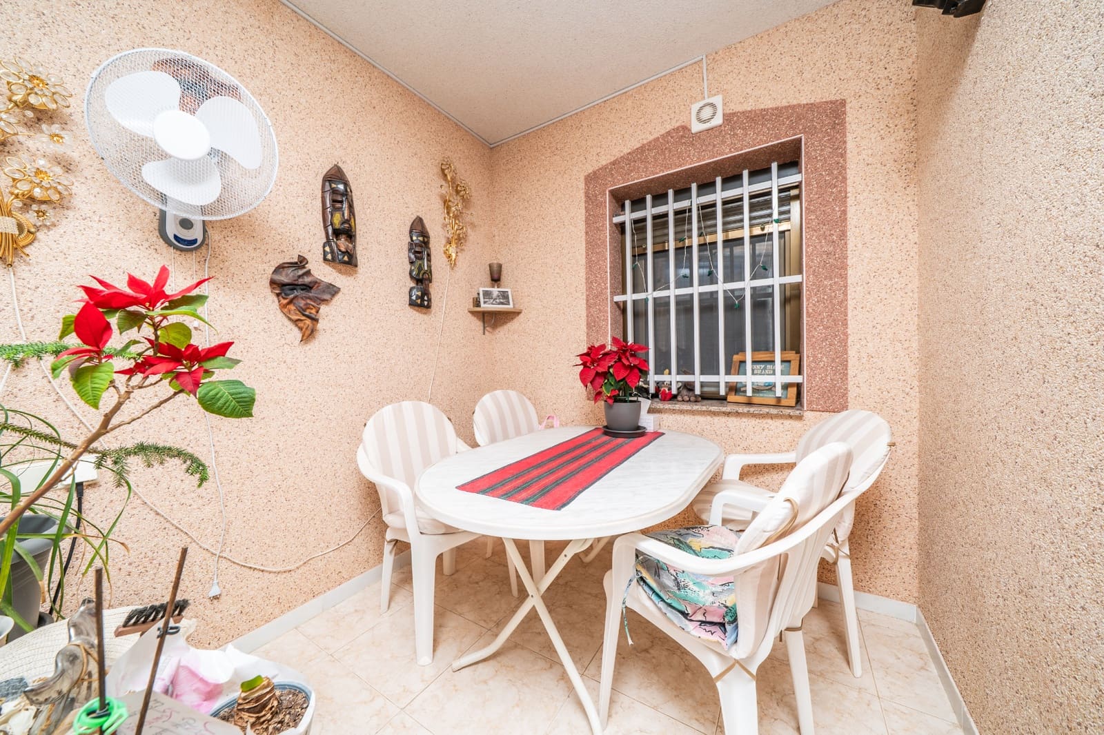 2 sovrum Villa till salu i La Marina med pool - 197 500 € (Ref: 9750918)