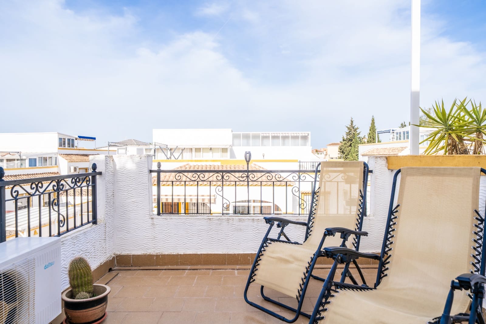 3 bedroom Semi-detached Villa for sale in La Marina with pool - € 179,000 (Ref: 9752499)