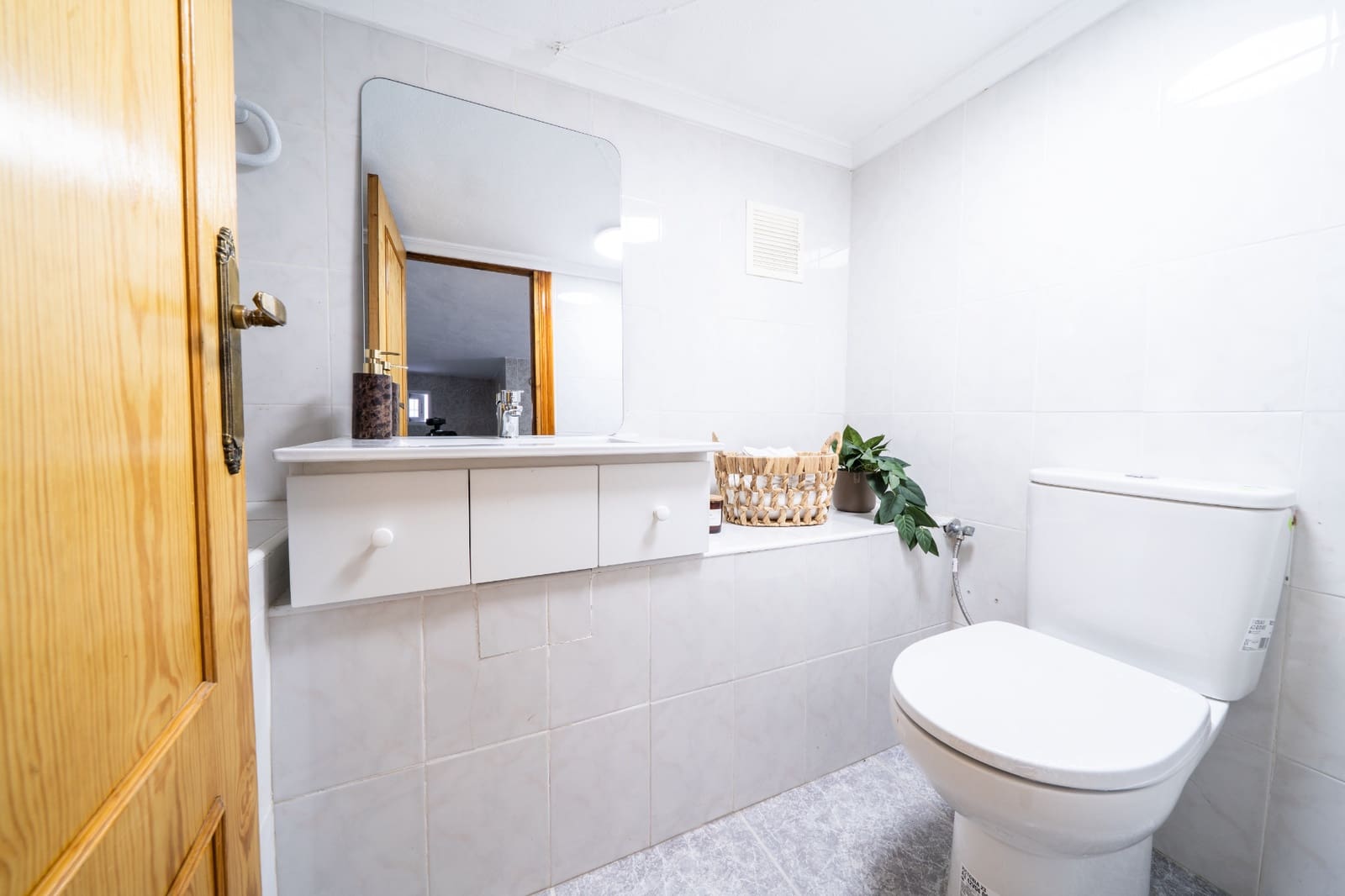 2 makuuhuone Huvila myytävänä paikassa La Marina mukana uima-altaan - 225 000 € (Ref: 9771845)