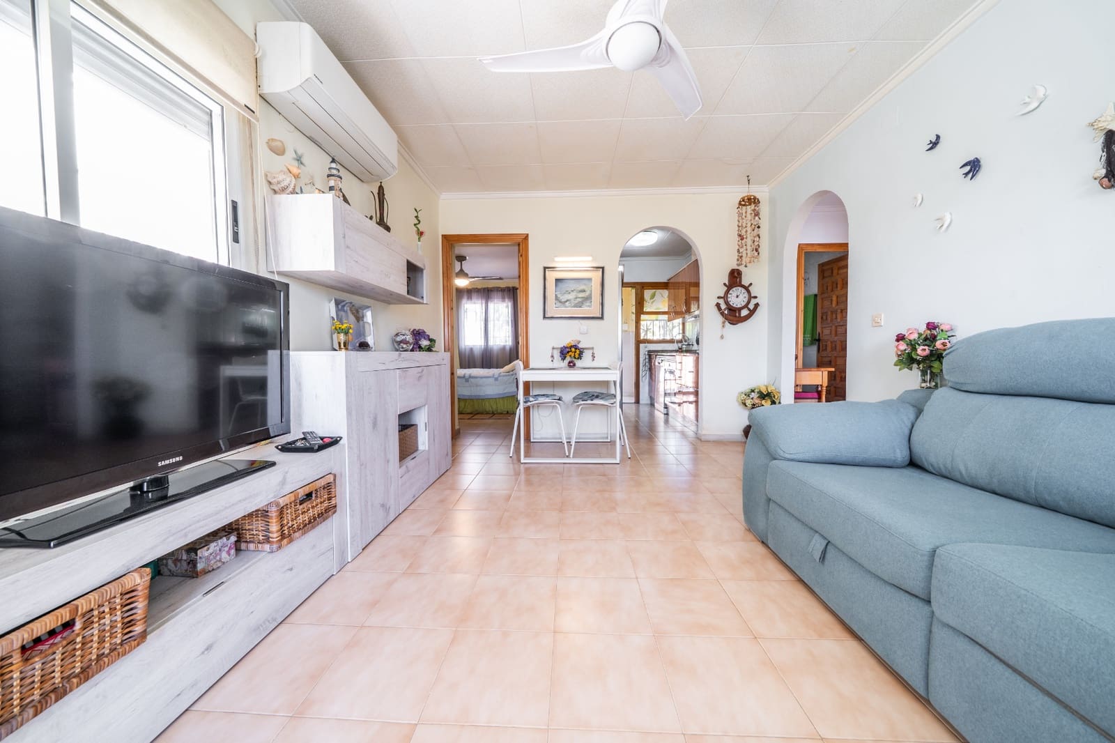 3 makuuhuone Huvila myytävänä paikassa La Marina mukana uima-altaan - 220 000 € (Ref: 9773431)