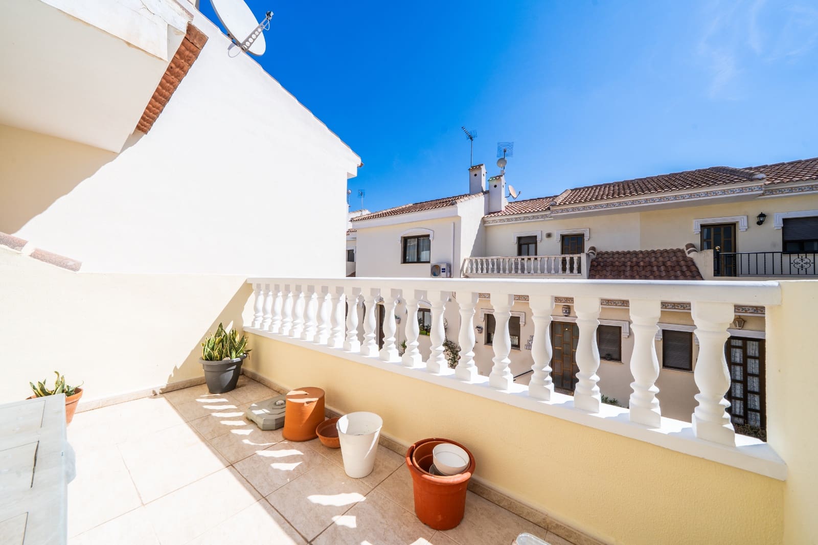 2 sypialnia Dom szeregowy na sprzedaż w Ciudad Quesada z basenem - 150 000 € (Ref: 9784465)