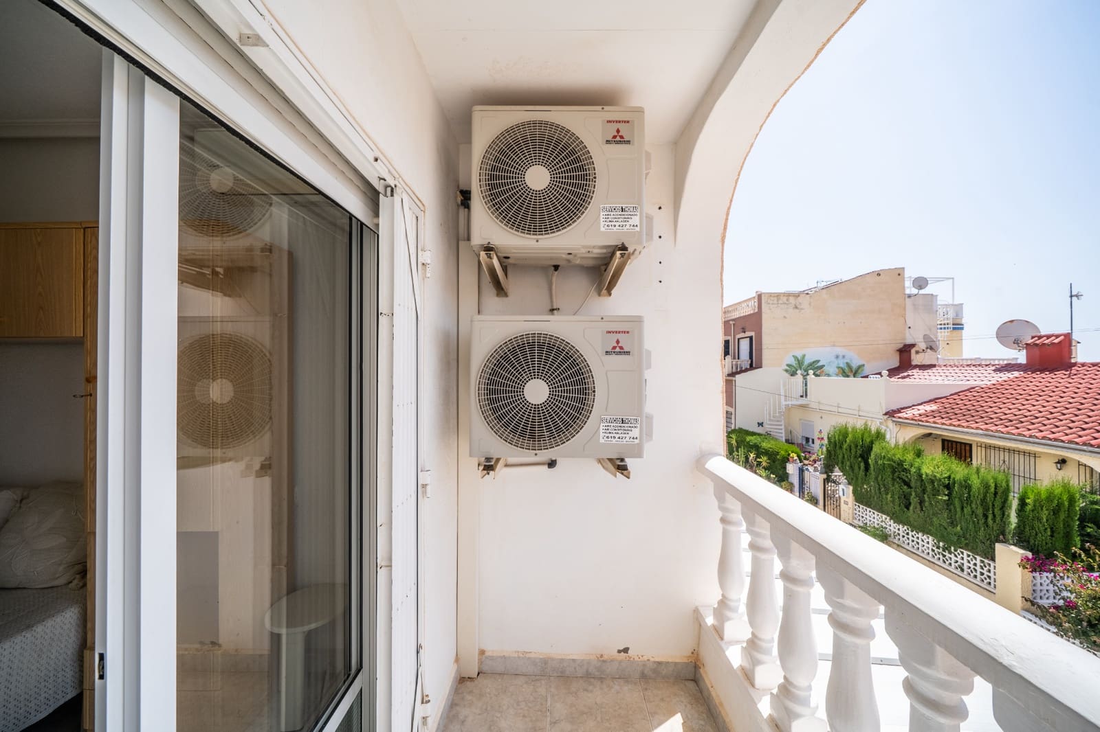 2 Zimmer Reihenhaus zu verkaufen in La Marina mit Pool - 129.950 € (Ref: 9815029)
