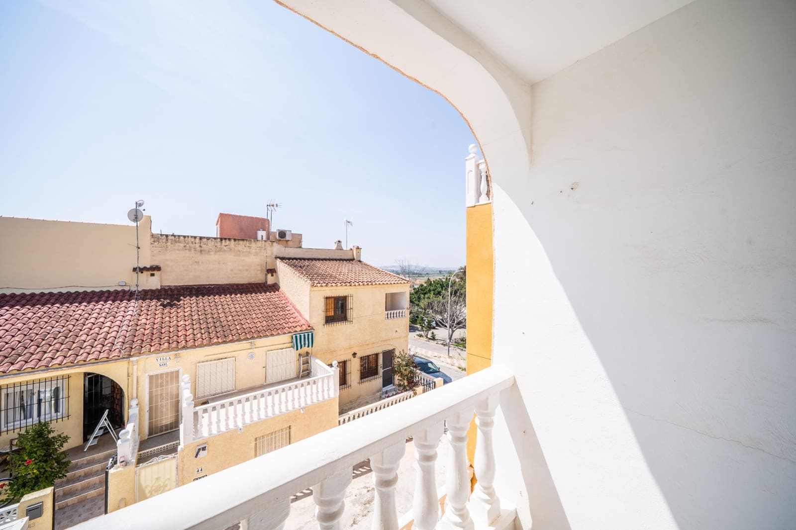 2 Zimmer Reihenhaus zu verkaufen in La Marina mit Pool - 129.950 € (Ref: 9815029)