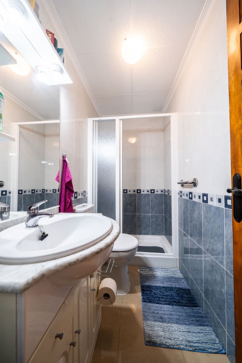 Adosado de 1 habitación en La Marina en venta con piscina - 90.000 € (Ref: 9820859)