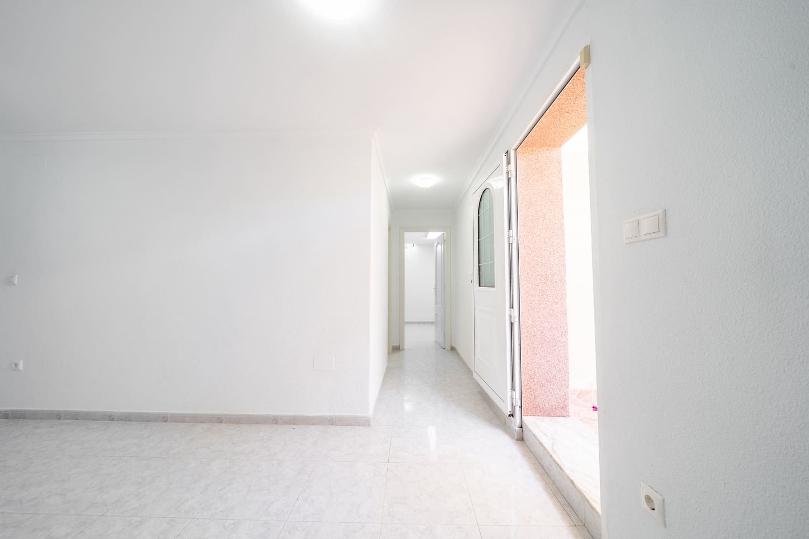 Chalet de 4 habitaciones en La Marina en venta con piscina - 425.000 € (Ref: 9850125)