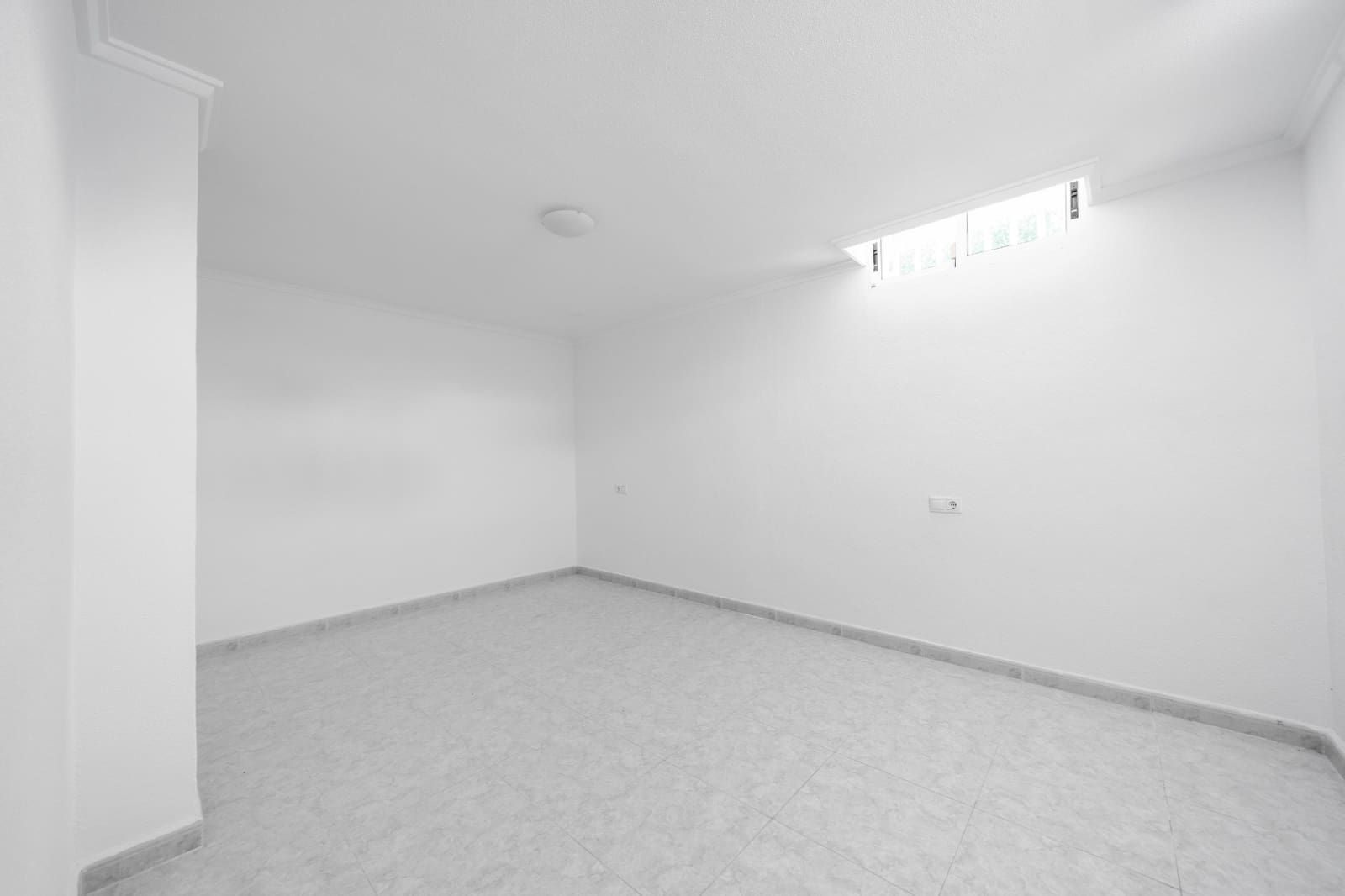 Chalet de 4 habitaciones en La Marina en venta con piscina - 425.000 € (Ref: 9850125)