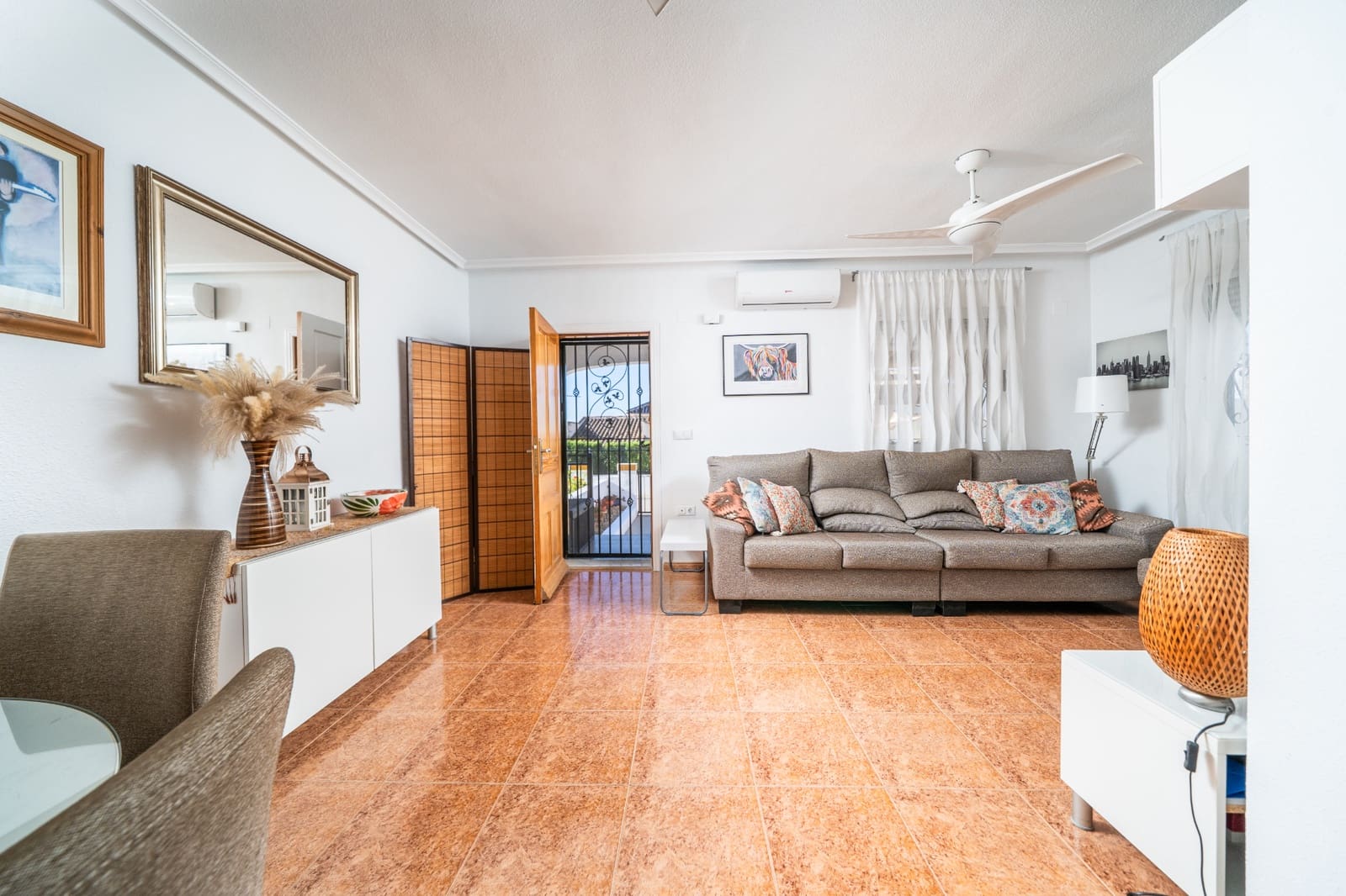 3 bedroom Semi-detached Villa for sale in La Marina with pool - € 210,000 (Ref: 9852124)