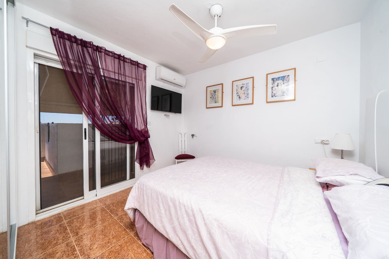3 bedroom Semi-detached Villa for sale in La Marina with pool - € 210,000 (Ref: 9852124)