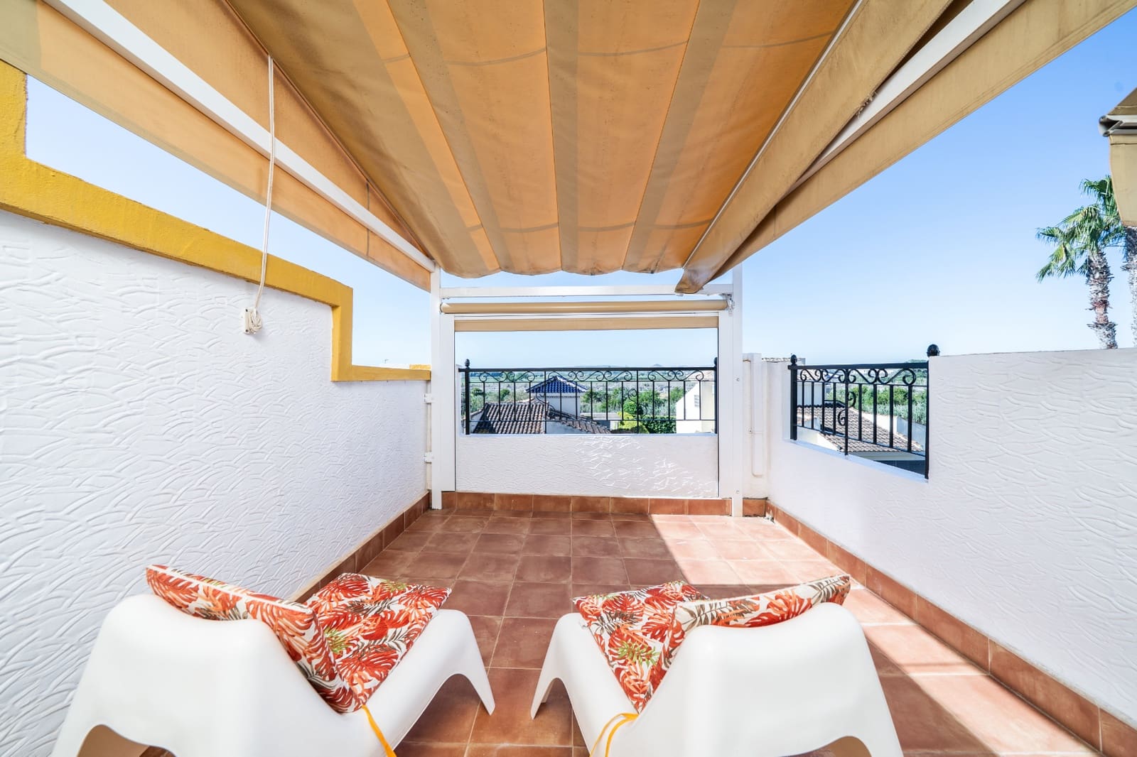 3 bedroom Semi-detached Villa for sale in La Marina with pool - € 210,000 (Ref: 9852124)