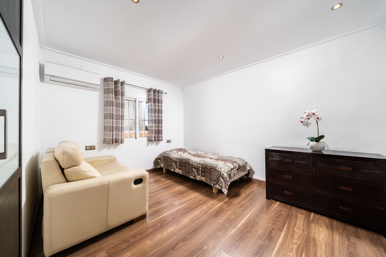 3 sypialnia Willa na sprzedaż w La Marina z basenem - 269 000 € (Ref: 9860662)