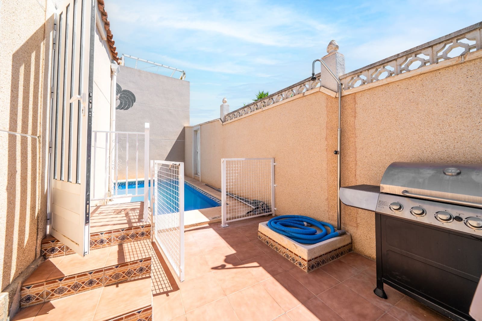 3 sypialnia Willa na sprzedaż w La Marina z basenem - 269 000 € (Ref: 9860662)