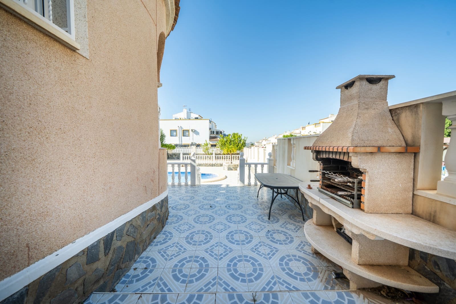 4 soveværelse Villa til salg i La Marina med swimmingpool - € 395.500 (Ref: 9863436)