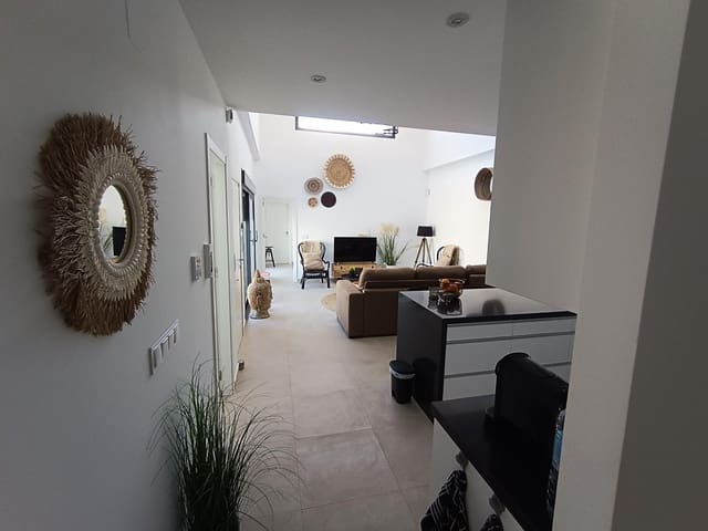 3 Zimmer Villa zu verkaufen in Daya Nueva mit Pool - 445.000 € (Ref: 9867314)