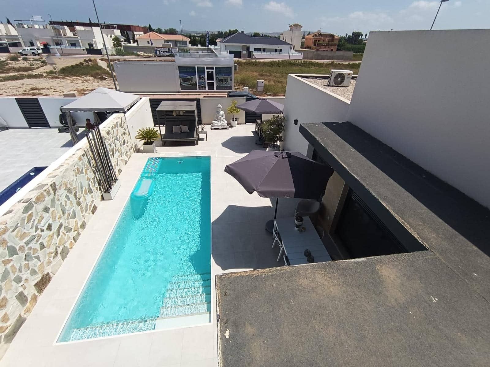 3 bedroom Villa for sale in Daya Nueva with pool - € 445,000 (Ref: 9867314)